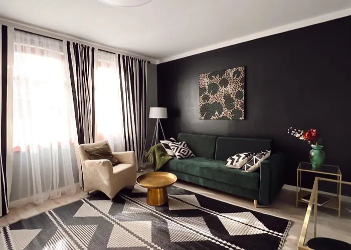 Moderne Altbau In Entspannter Lage *